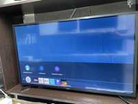 Телевизор Samsung 43 дюйм 2021 г SmartTV YouTube