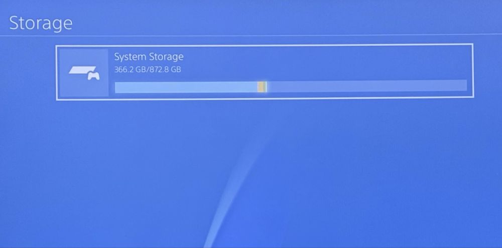 КOMБO ОФЕРТА! PlayStation 4 Slim 1TB + ИГРА + Волан с педали Hori