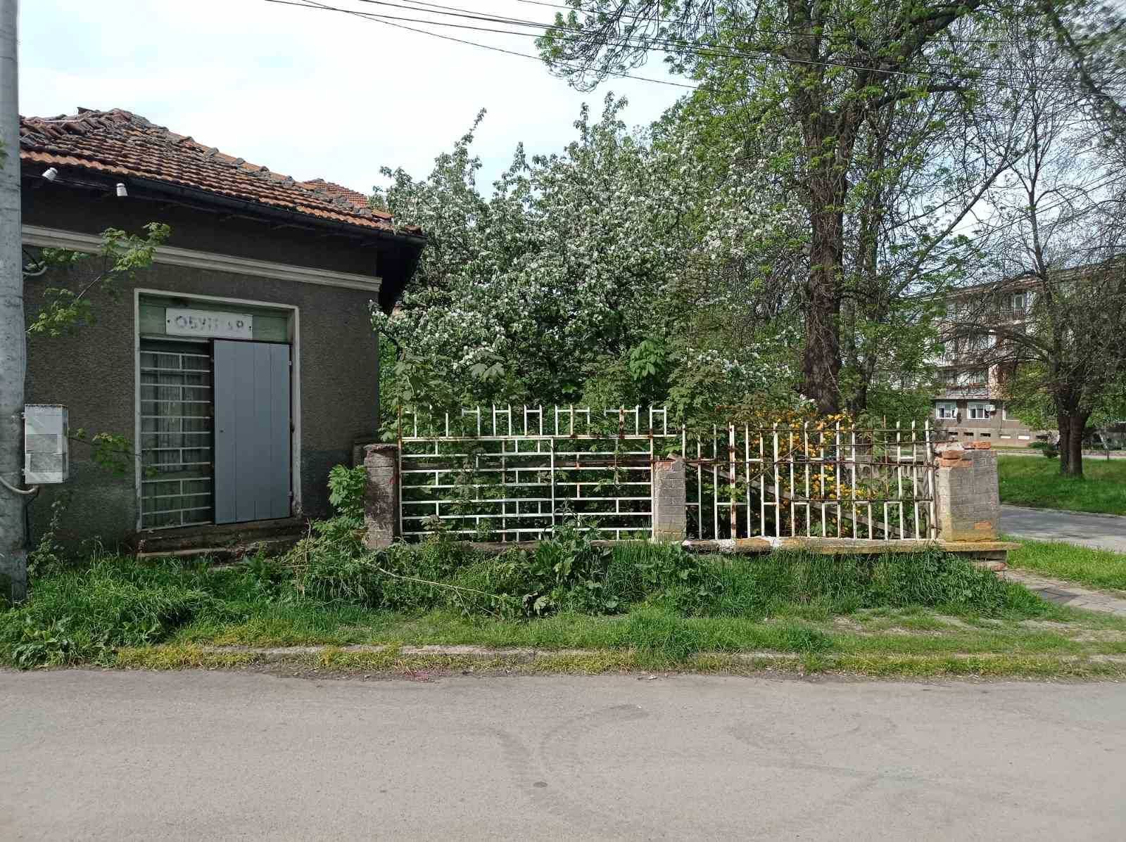 Къща в Бухово , обл.Софийска