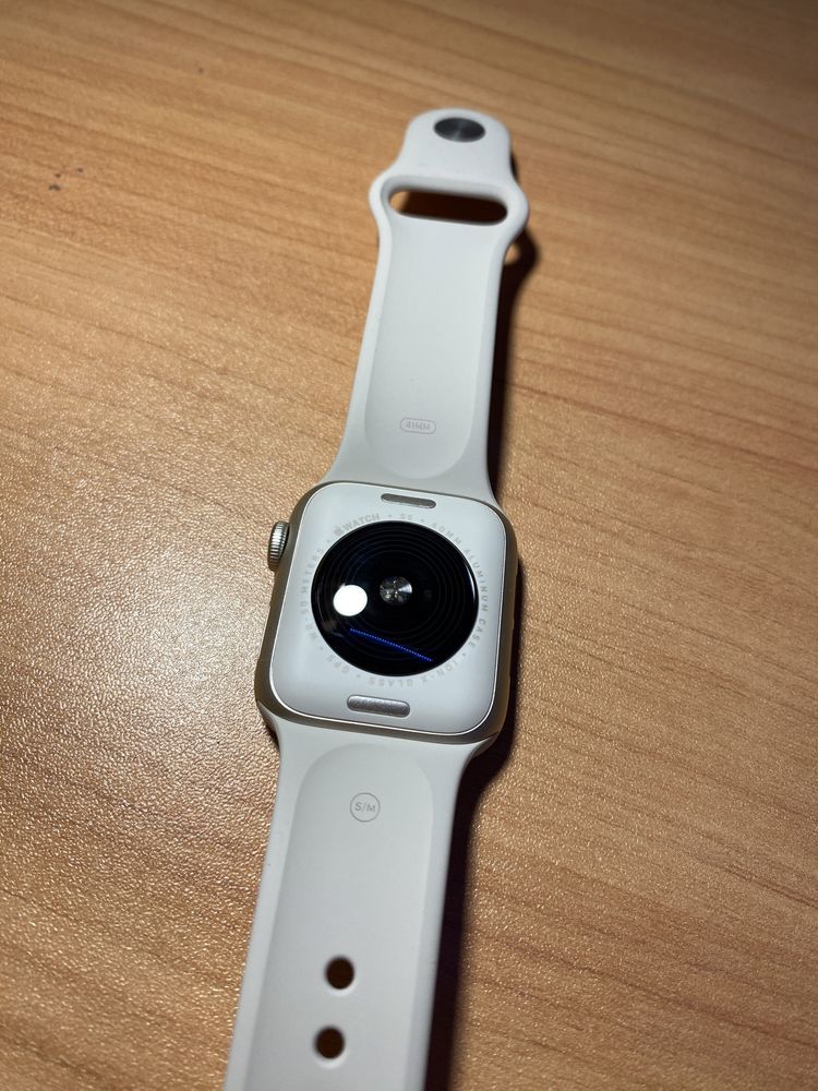 Apple Watch SE Starlight 40MM