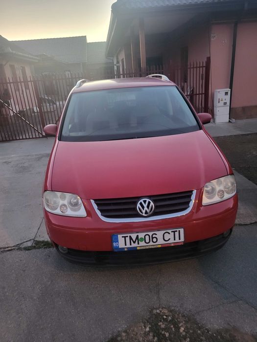 Vând vw turan 7 locuri 1.9 tdi