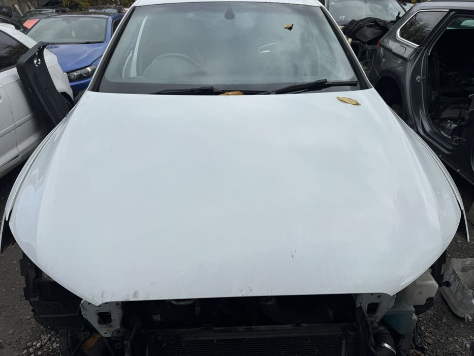 Преден капак Audi Q3 2014