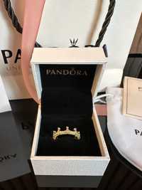 Пръстен Пандора Pandora - златна корона