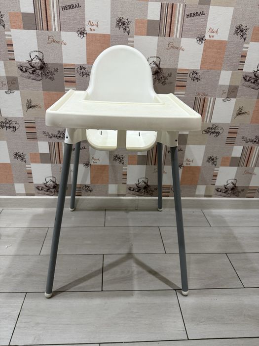 Продам стульчик для кормления IKEA