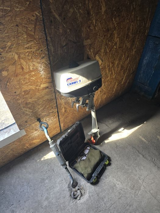 Лодочный мотор Салют