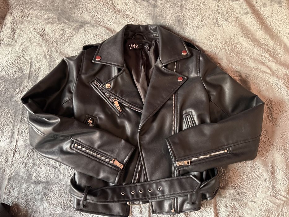 Zara женски връхни дрехи