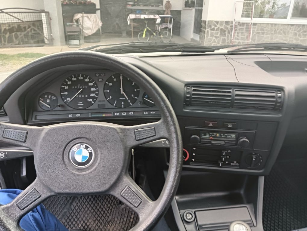 Vând BMW E30 316 1.8 1985