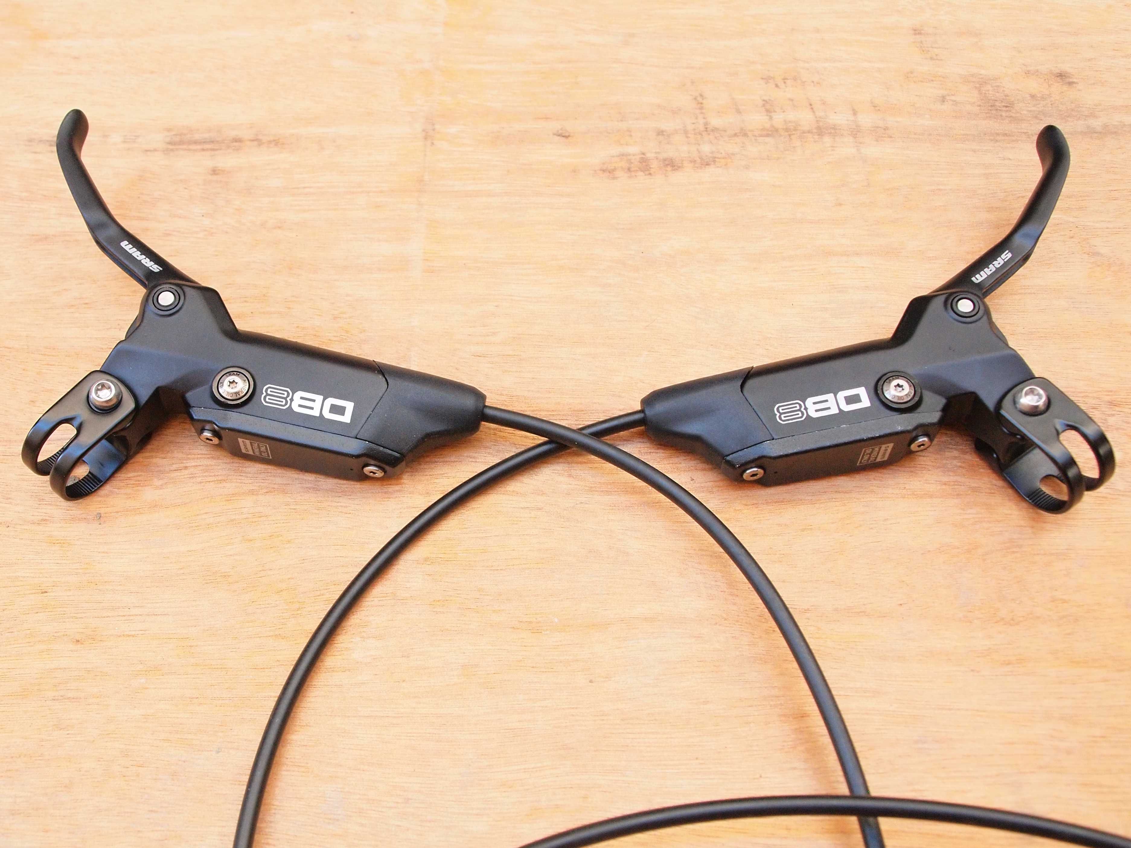 SRAM DB8 четирибутални спирачки, комплект предна и задна