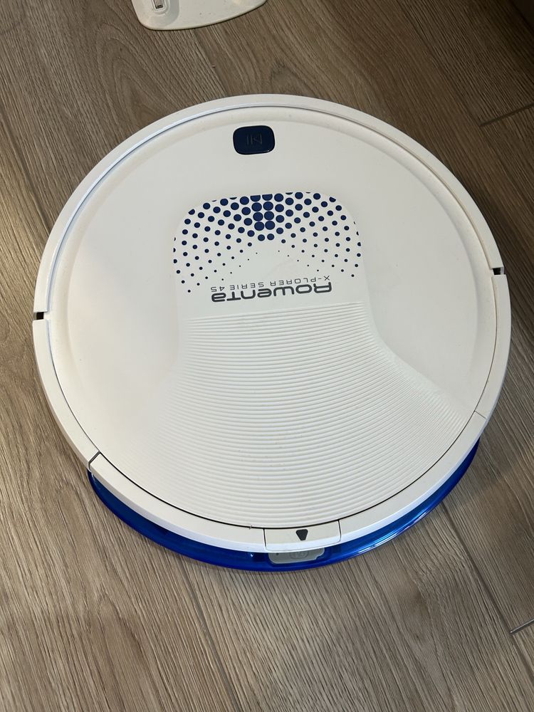 Робот  Rowenta x-plorer