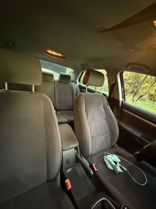 Vând VW Jetta 1.9TDI