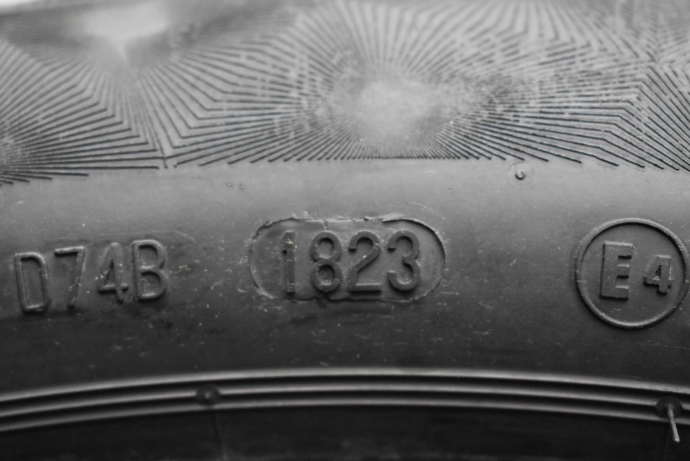 Летни гуми 275/40/21 315/35/21 Continental