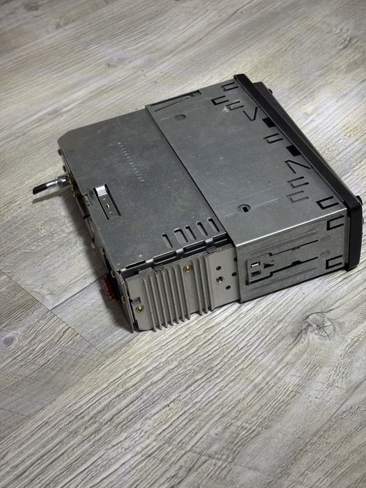 Casetofon auto JVC KD-S611