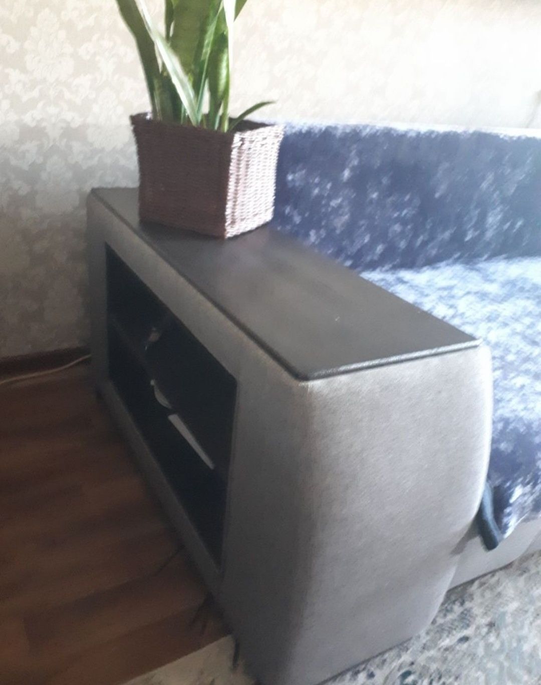 Срочно! Диван  'Дамаск'