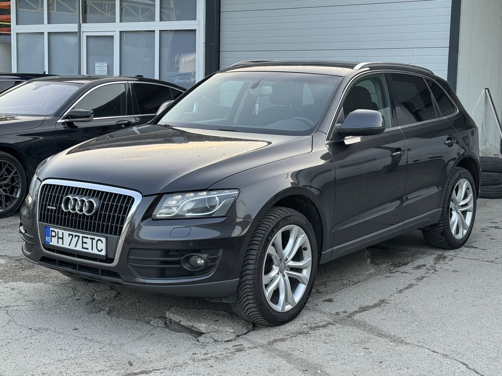 Audi Q5 2.0 TDI Quattro 140cp Euro5 usor avariat