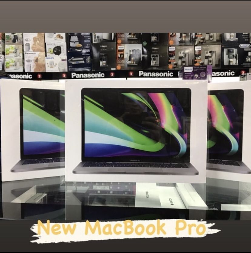 MacBook Pro M2 8/256 New