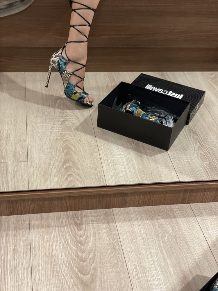 Ункални обувки “Just Cavalli”