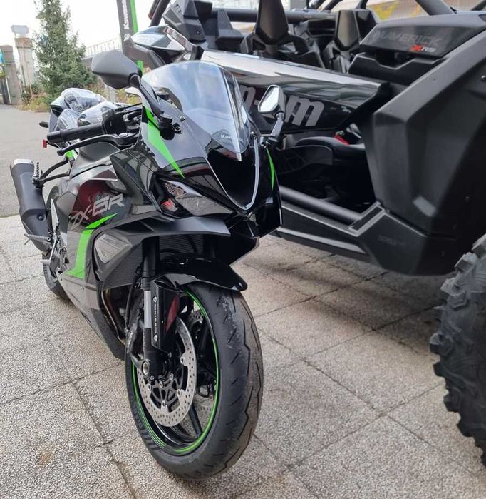 Motocicleta noua in stoc Kawasaki ZX-6R 2025