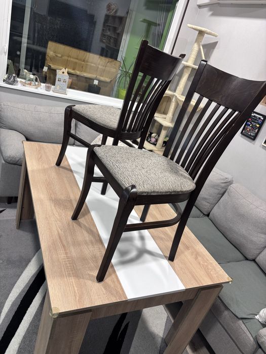 Кухненска маса с 2 стола