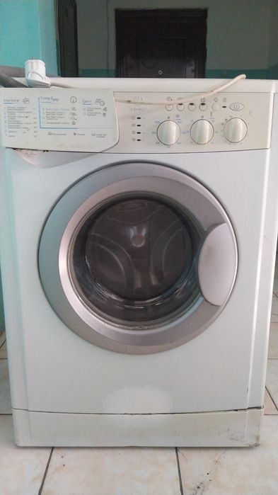 Продам стиральную машину