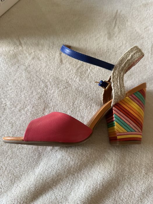 Сандали Loretta Vitale и Сандали с дървена подметка ADAMS номер 39