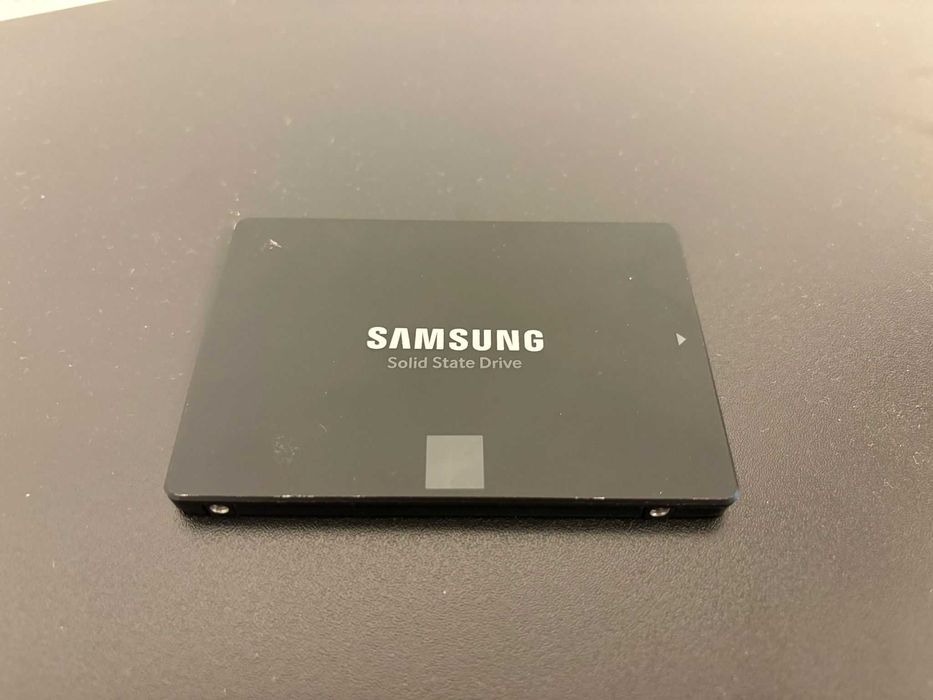 SSD Samsung 860 EVO 500GB (100% Health)