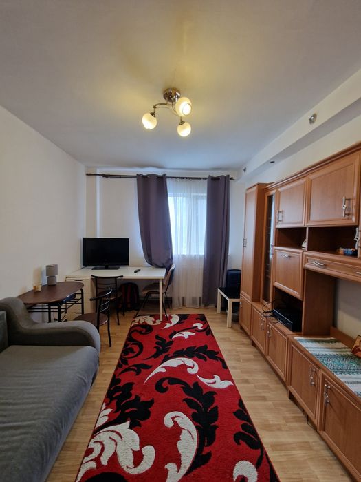 Apartament de închiriat în spate la Iulius Mall