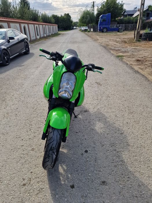 Vând kawasaki er6 n 2008 limitat a2 35kw