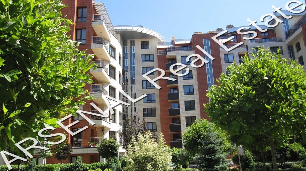 Дава се под наем Тристаен апартамент в София, Изток - 110 кв.м за 1200 € - Снимка #9