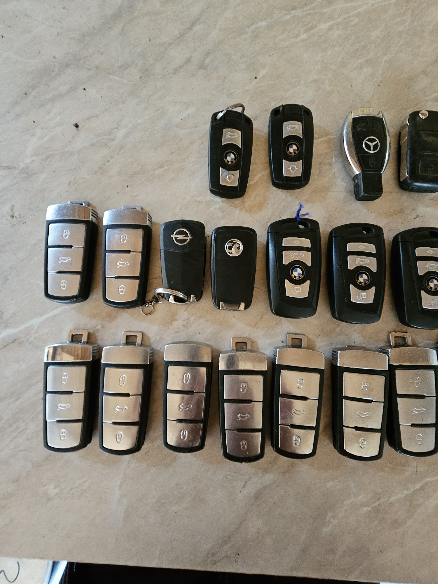 Cheie passat b6/b7/cc audi a4 b8,bmw f10/e90-cititi anuntul