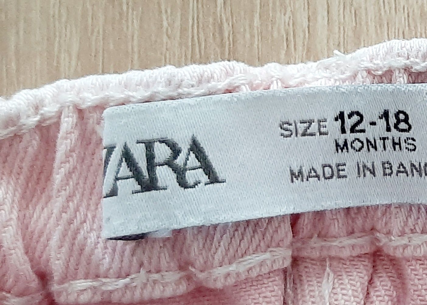 Панталонки ZARA и ръчно плетена ,мека блузка и ново и яке