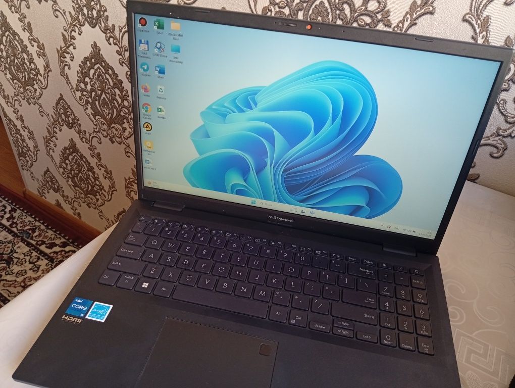 Asus ExpertBook 1502CBA-302
