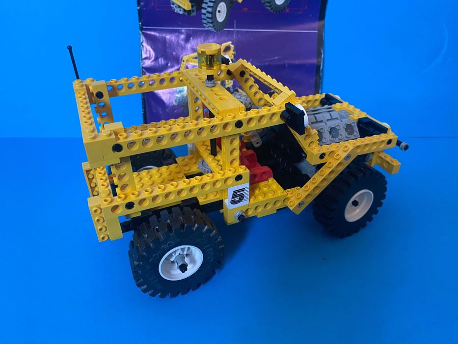 Лего Technic 8850 Rally Support Truck РЕТРО