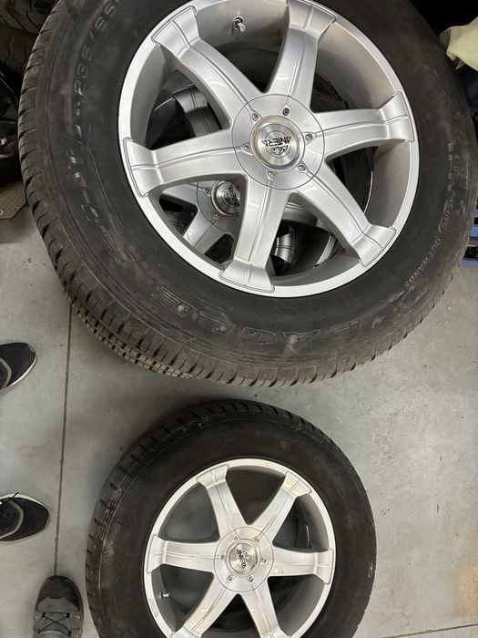 Джанти с гуми 17, 5х114’3