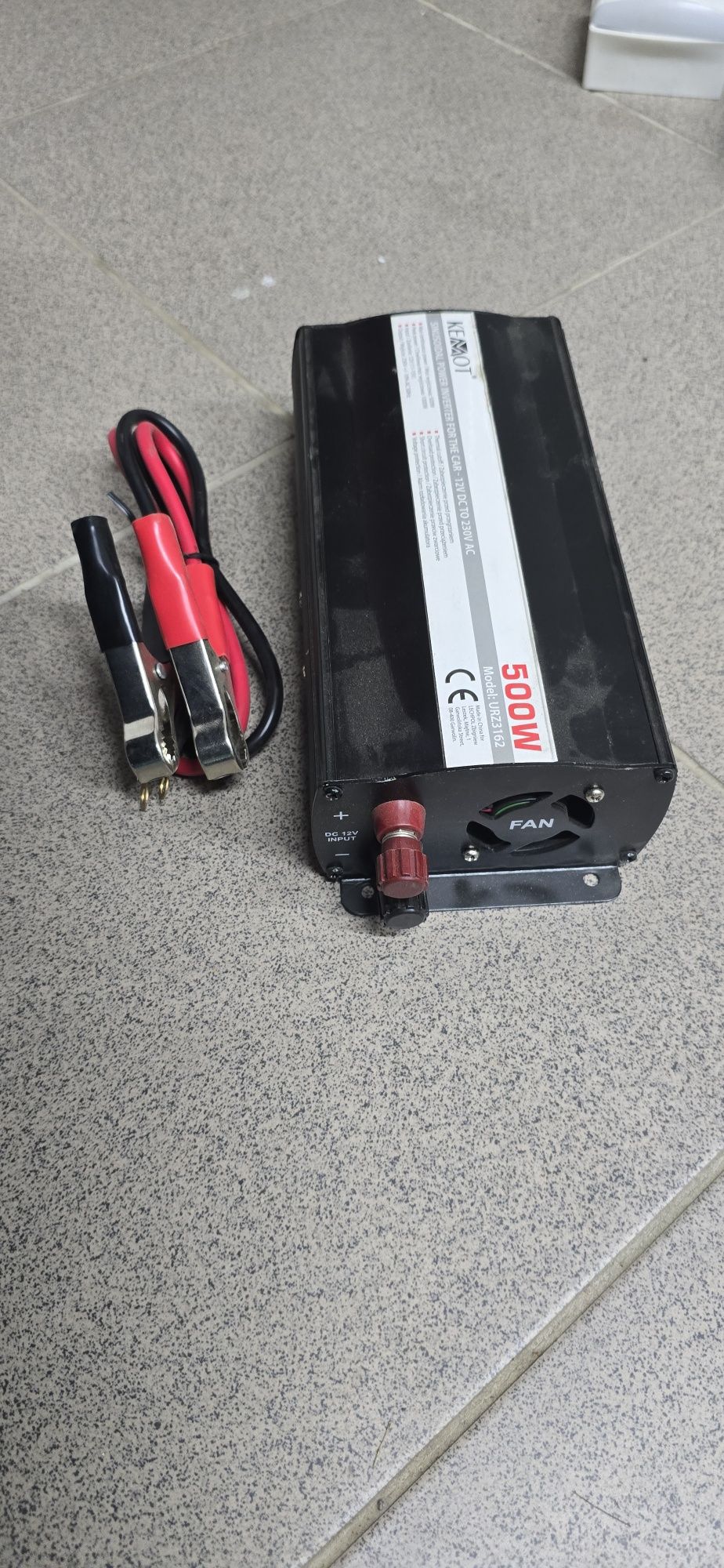Invertor Kemot 12v/230v/500w Moon URZ3162