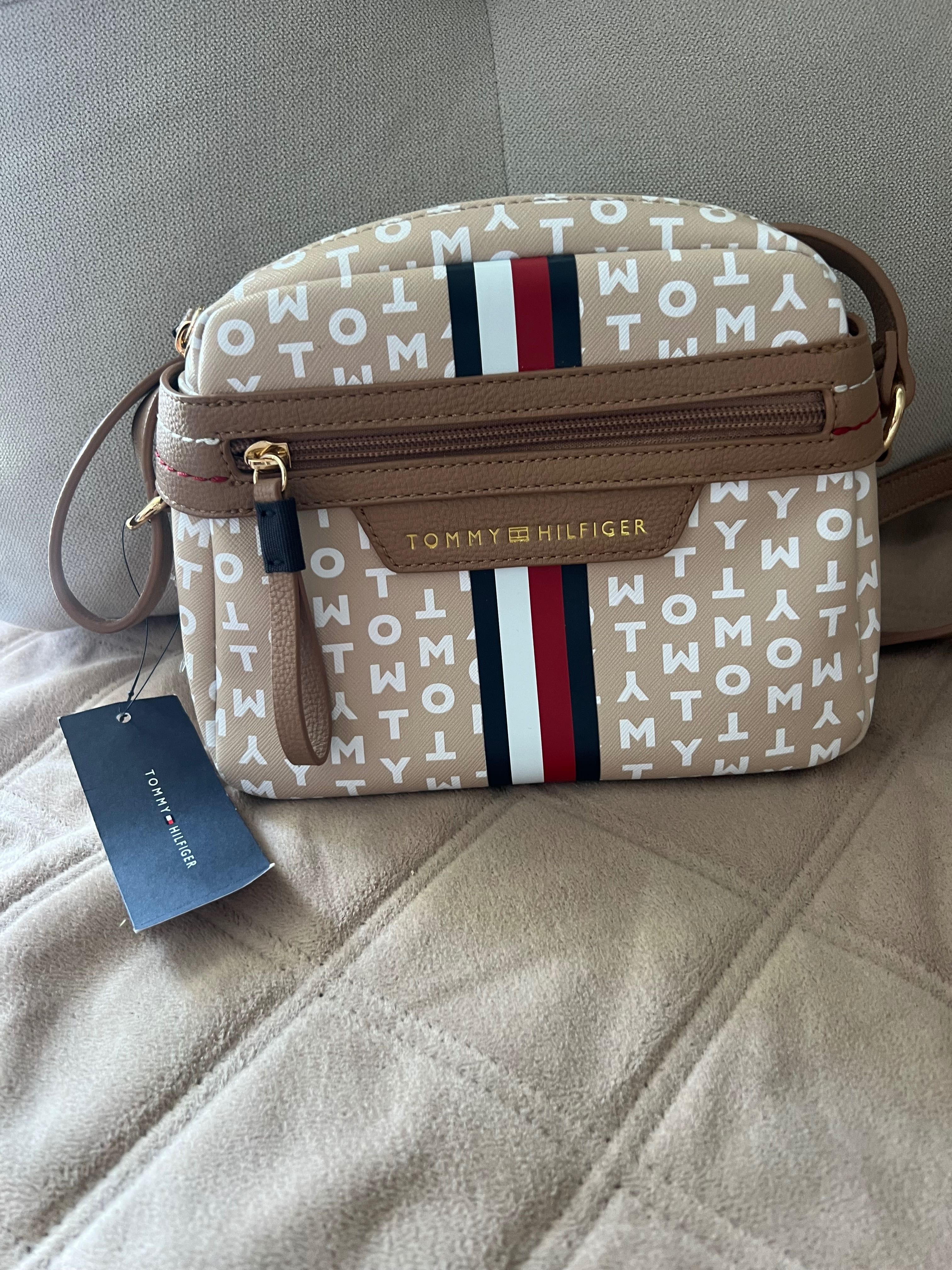 НАМАЛЕНИЕ Tommy Hilfiger Оригинална чанта