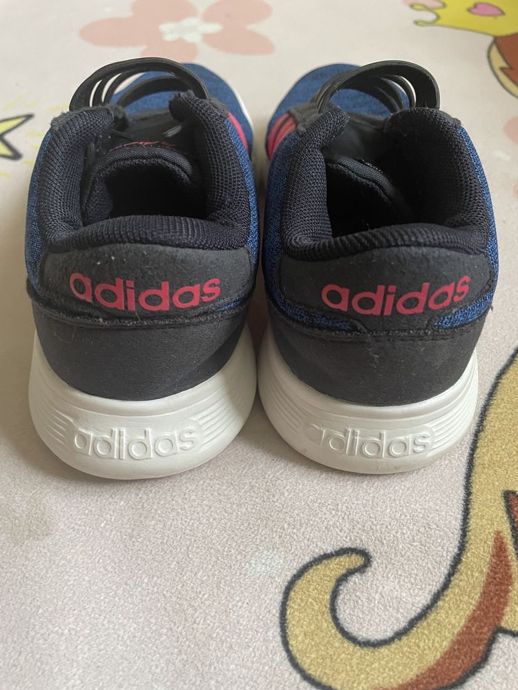 Маратонки Adidas