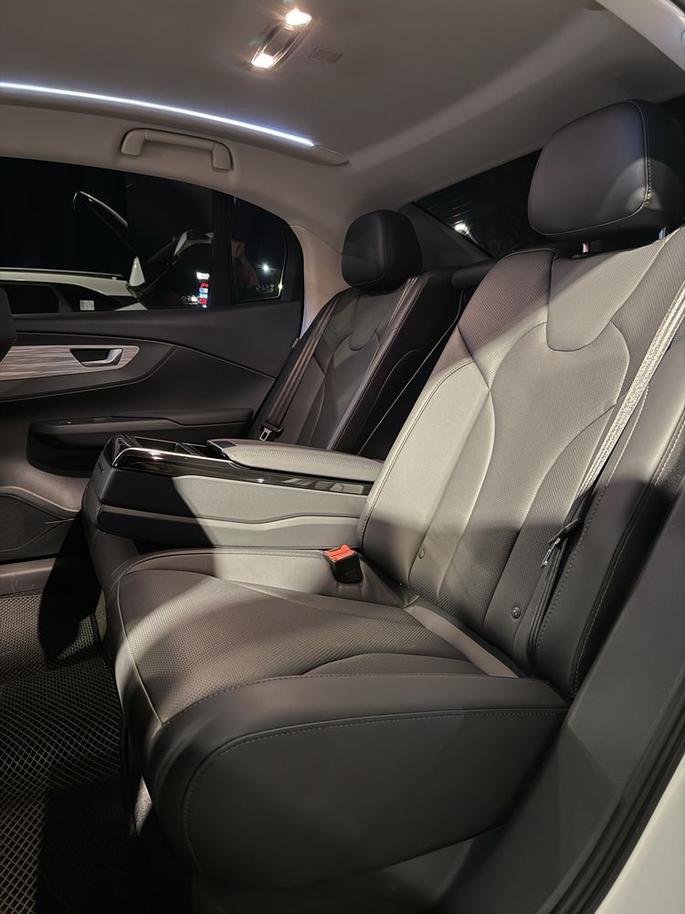 Hongqi Eqm5 500km Full Pazitsasi Srochno Sotiladi!