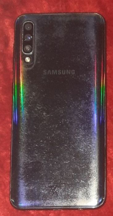 Samsung A50 tilifon