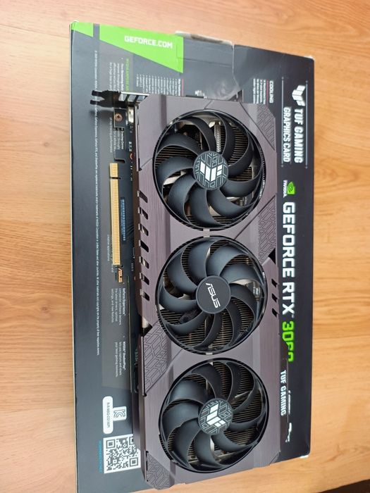 Vând placa video RTX 3060 12gb DDR6