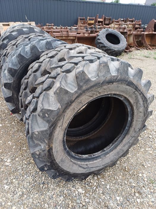 Cauciucuri utilaje dumpere manitou jcb telescopic