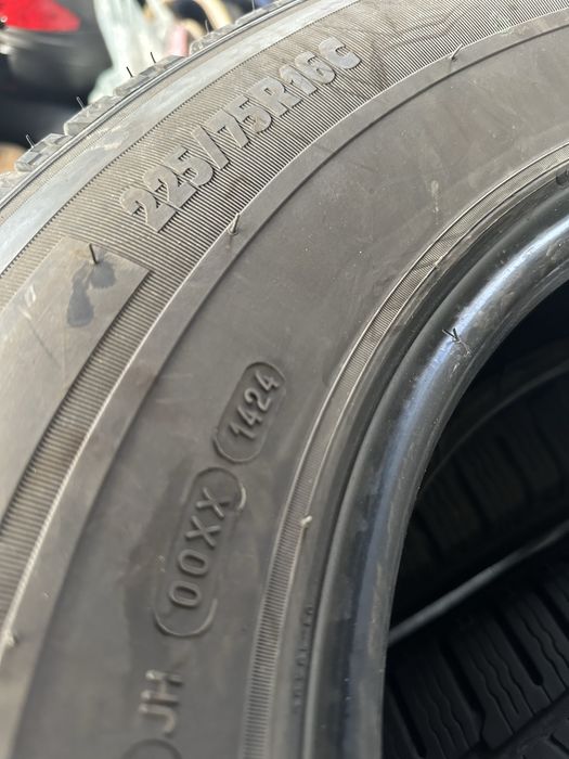 225/75/16c за бус 12PR Michelin dot24 4бр