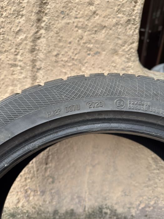 Зимни гуми 2бр. Continental 225/45/18