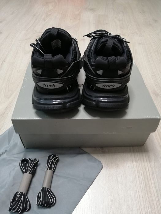 Balenciaga Track Black