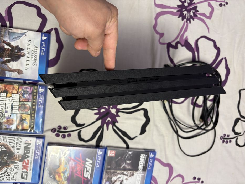 Playstation 4 pro cu jocuri