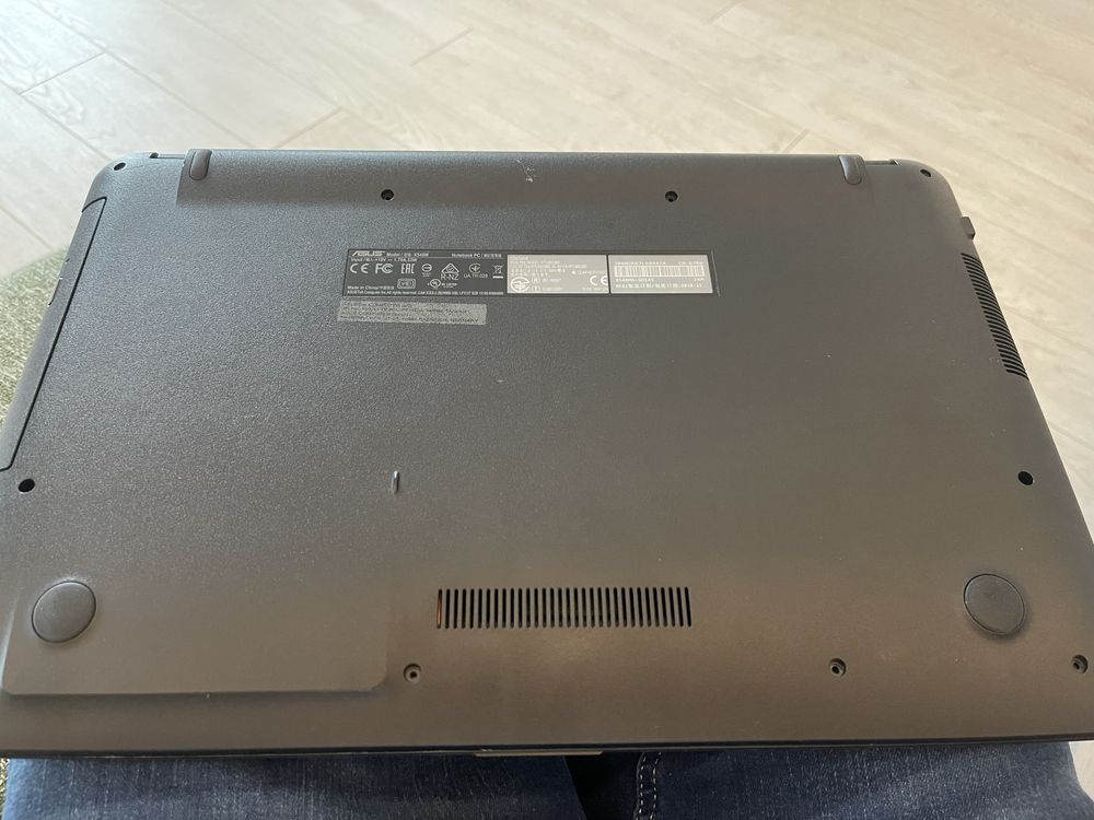 Laptop X540M intel 4gb ram