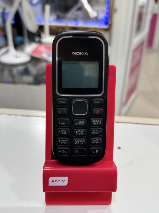 Nokia 1280, 3310 кнопочные телефоны