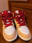 Air Jordan 1 Mid "White Onyx Light Curry"