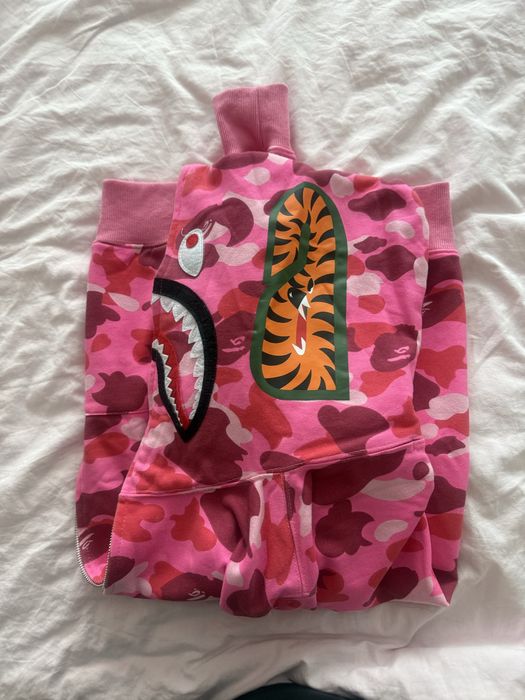 Bape суичър розов