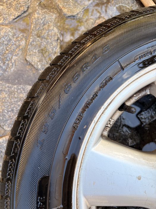 Jante vw R15 set cu cauciucuri de iarna 195/65/15