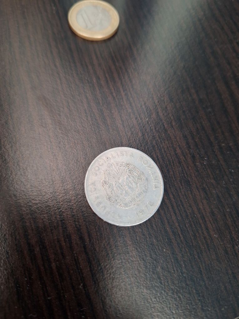 Moneda de 5 lei și de 1 euro
